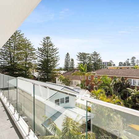 Chic Apartment Footsteps From Manly Beach Sydney Luaran gambar